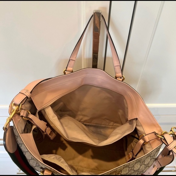 GUCCI RARE Monogram GG Supreme Diaper Tote Bag & Changing Mat - Picture 10 of 12